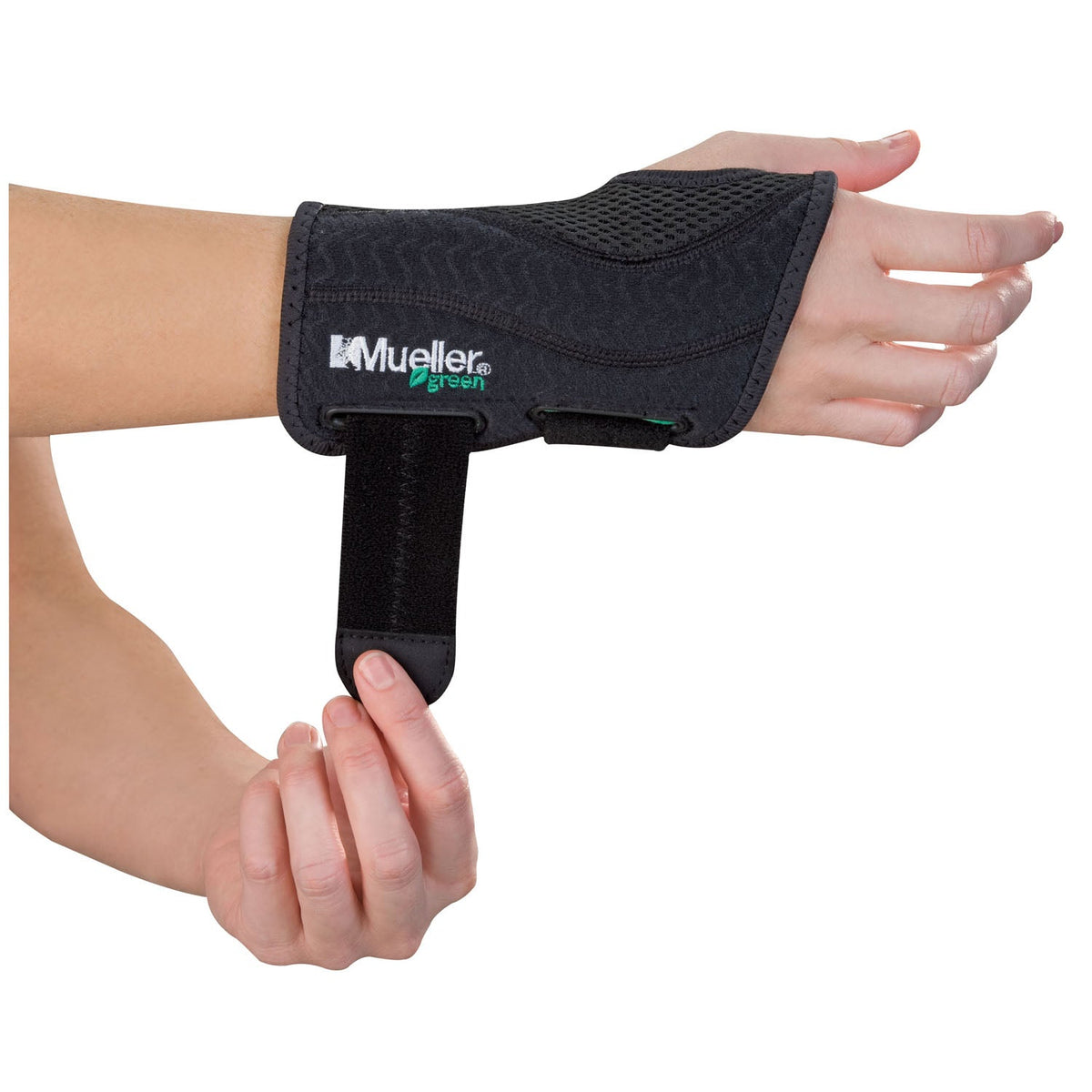 Mueller Green Fitted Wrist Brace - Left